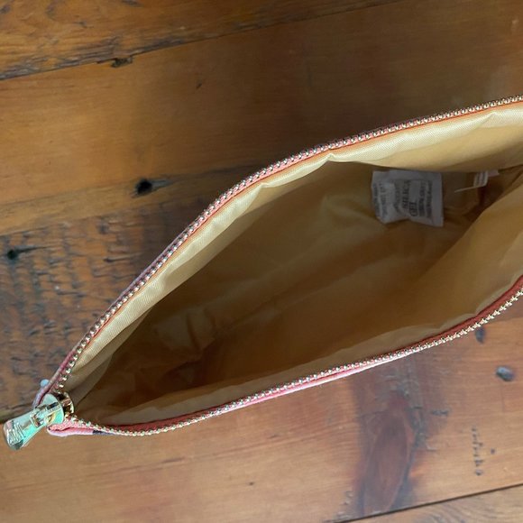 IMOSHION COSMETIC MAKEUP BAG NWT PINK WITH YOGA POSES, CACTUS & CATS BRAND NEW - Picture 4 of 4